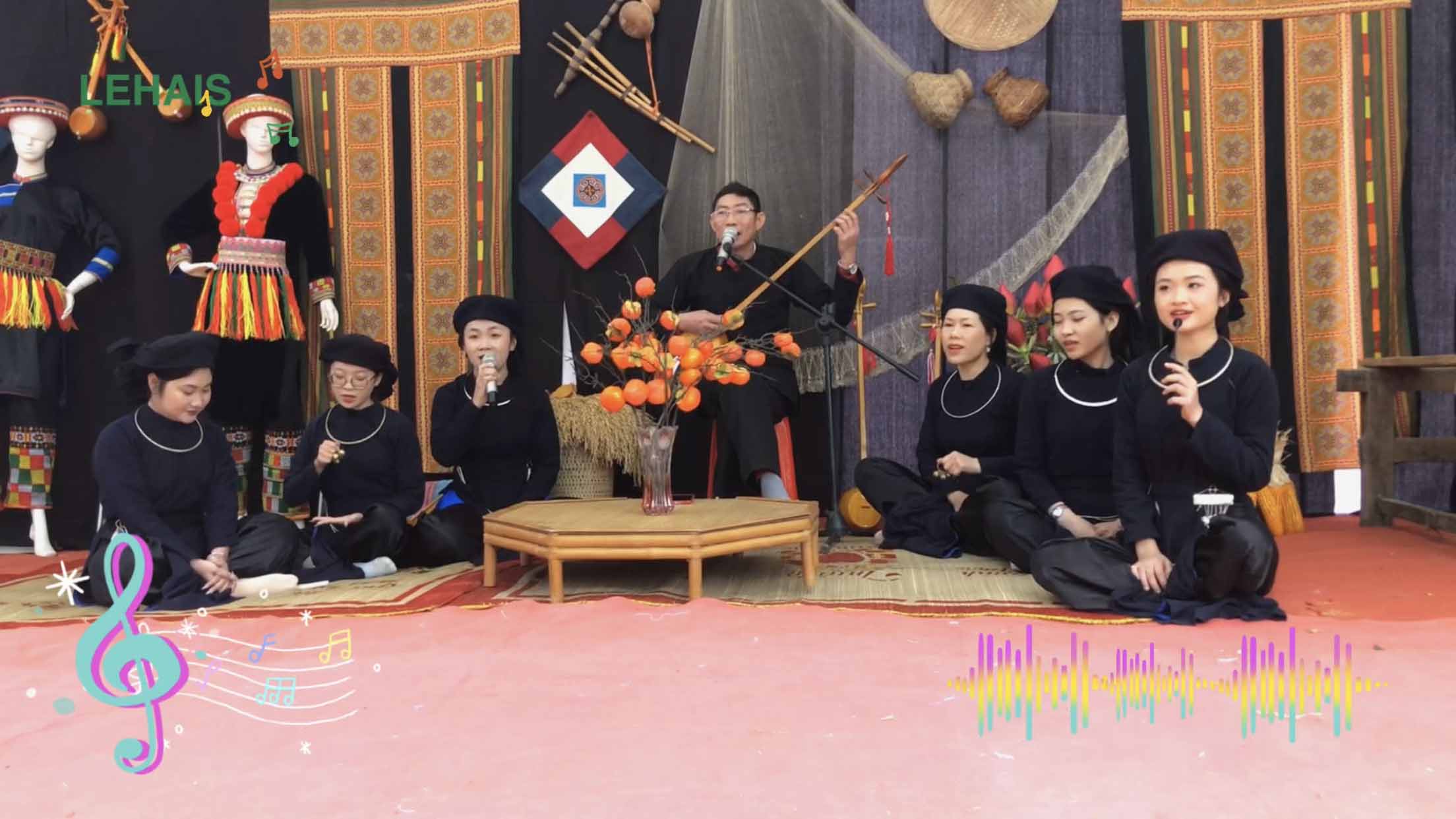 Cultural beauty in Then singing and Tinh lute of artists at Ba Be Lake Long Tong Festival
